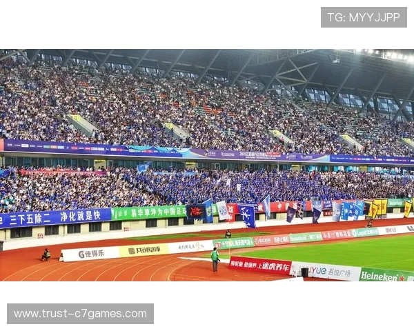 世界杯最新战报：各强队激战正酣，黑马逆袭引发球迷热议