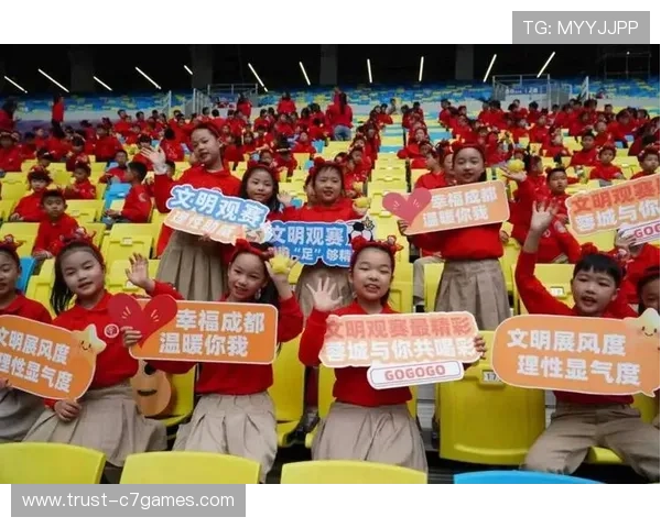 中国篮球超级联赛新赛季揭幕战精彩上演 强强对决点燃球迷热情