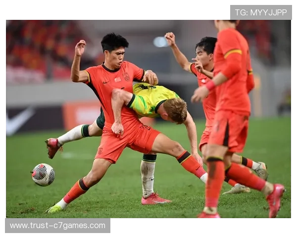 中国足球队备战亚洲杯 各大球星集结力争突破历史最佳成绩