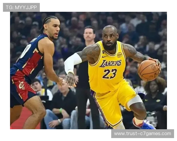 湖人詹姆斯带队逆转勇士引发联盟新赛季热议